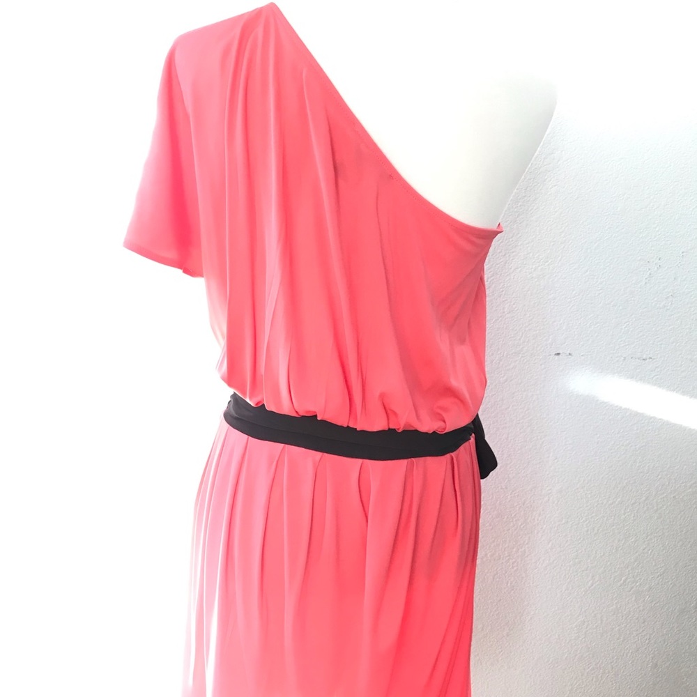Dress - Picture 6 of 8